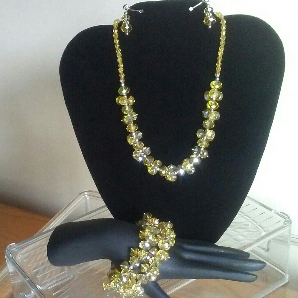 yellow sparkle set